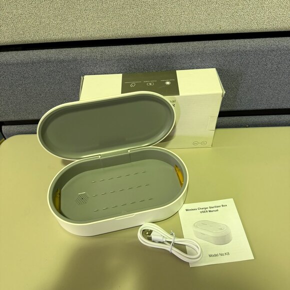 UV Sterilizer and Wireless Charger - Picture 2 of 3